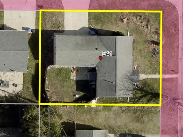 941 N 7th Pl, Sturgeon Bay, WI 54235