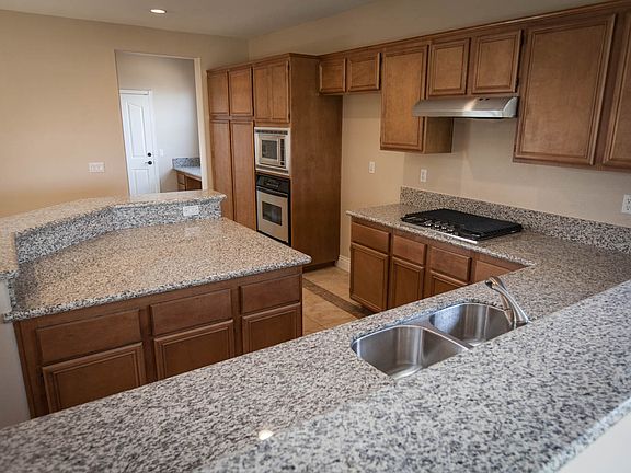 5th image of 33976 Fennel Pl