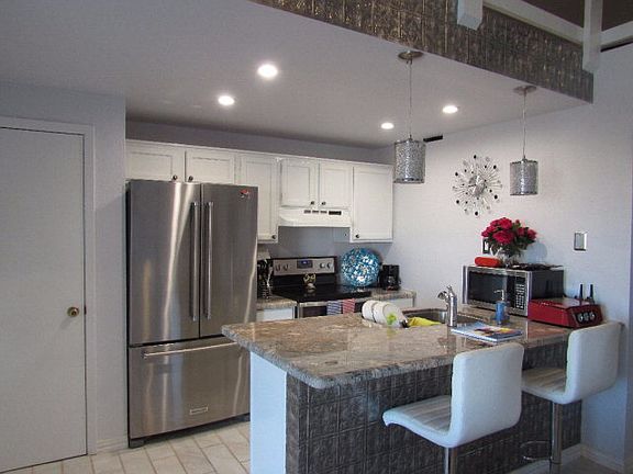 4th image of 401 Island Ave #54