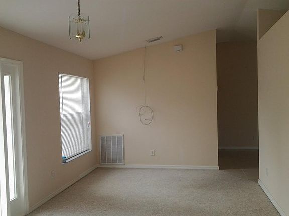 4th image of 1732 SE Fallon Drive