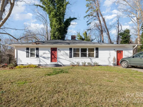 1046 Spratt St, Fort Mill, SC 29715