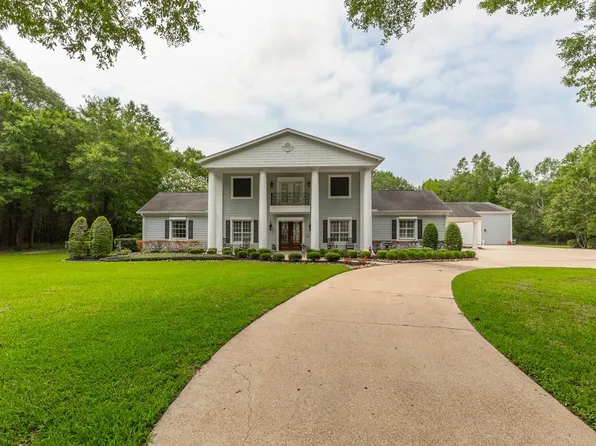 5950 Keith Rd, Lumberton, TX 77657