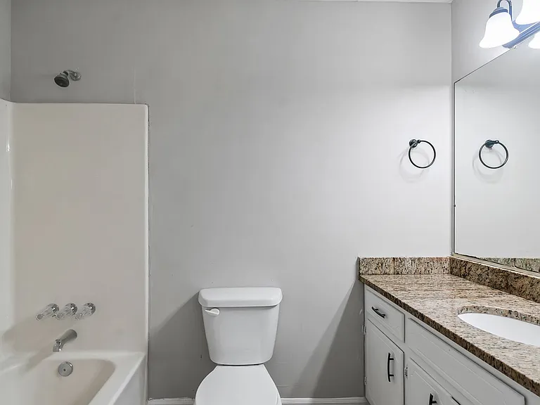 321 Summerwood Ln — Photo 14