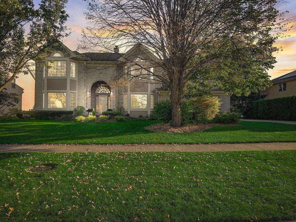 1st image of 441 Foxford Dr