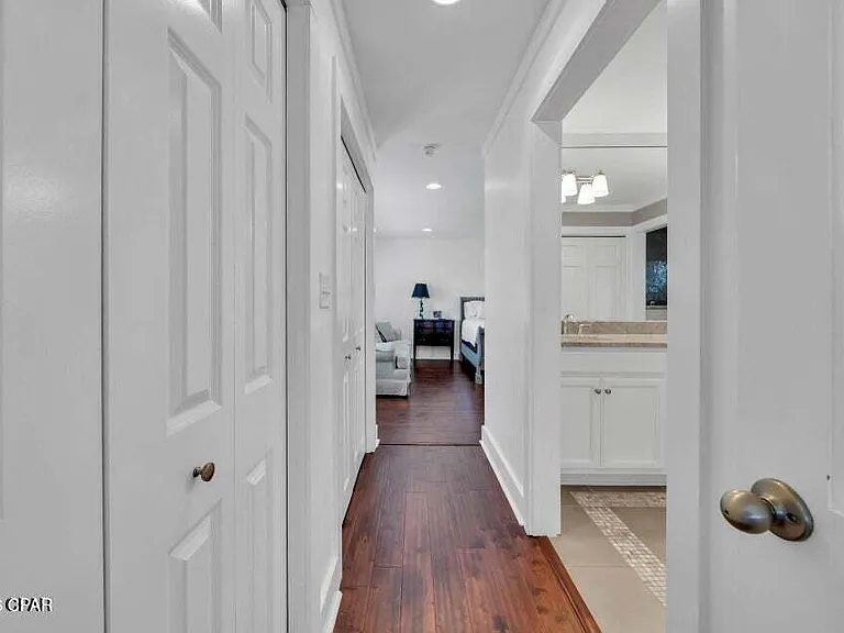 628 Amberjack Dr — Photo 16