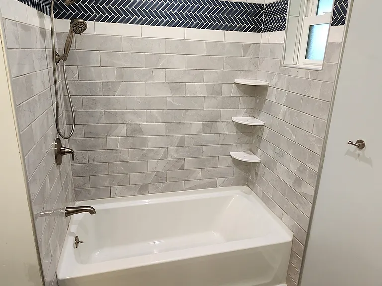 Bathroom/shower