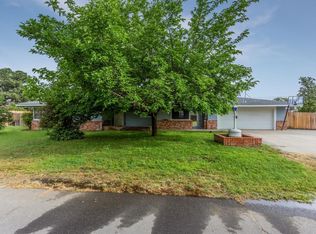 5423 E Norwich Ave, Fresno, CA 93727