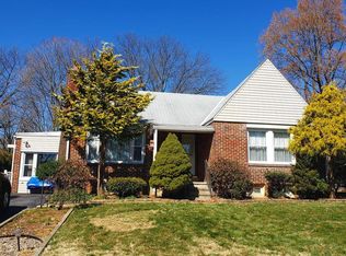 817 Acacia Ave, Reading, PA 19605