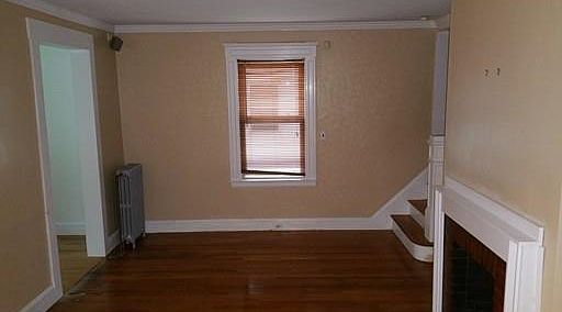 2nd image of 262 Belmont St