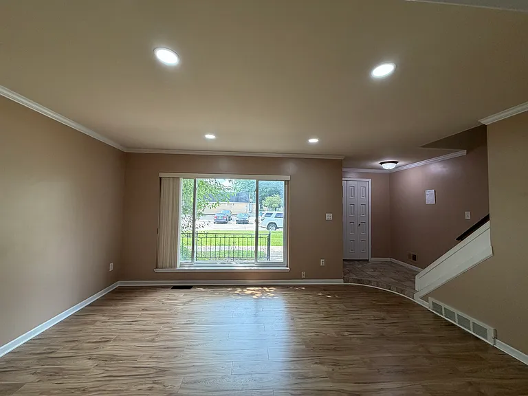 29852 City Center Dr #3 — Photo 8