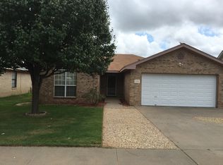 2207 93rd St, Lubbock, TX 79423