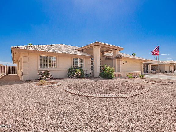 3rd image of 8037 E NAVARRO Avenue