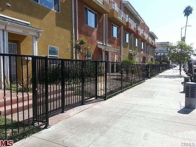 1st image of 5008 S Figueroa St