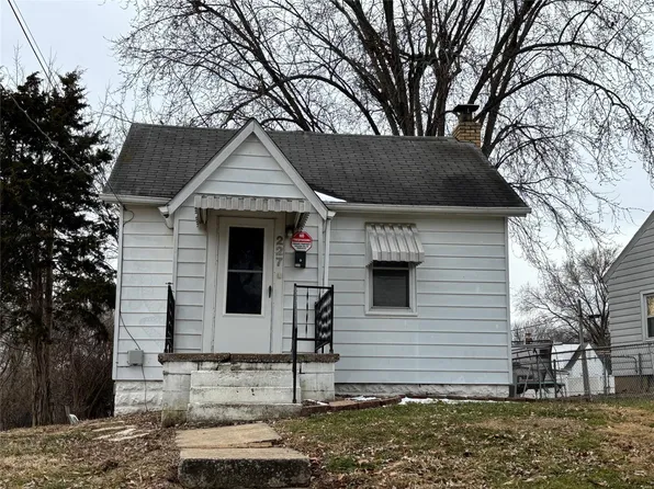 227 Maurice St, Alton, IL 62002