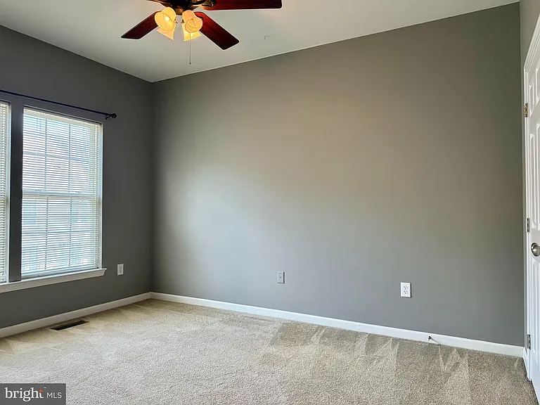 2328 Forest Ridge Ter #6 — Photo 30