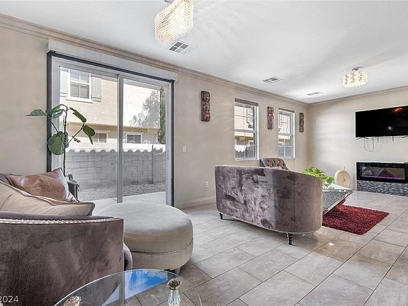 3rd image of 3920 Sweet Pine St Unit 102
