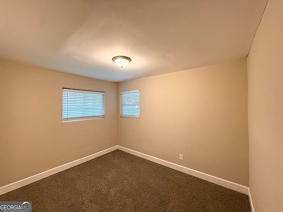 5th image of 1743 Carter Cir