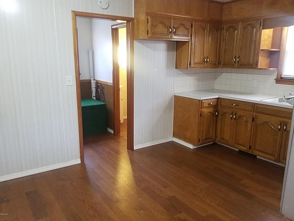 4th image of 500 N Parmenter Ave