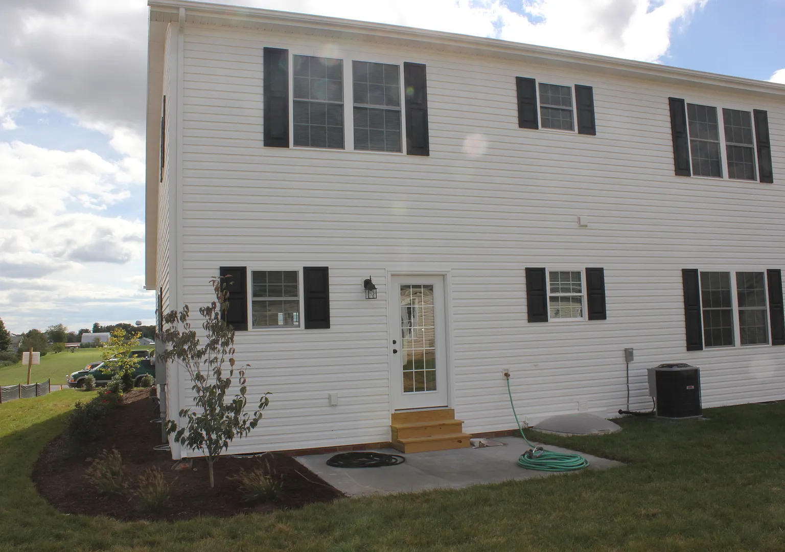 Duplex in Turner Ashby School District — Photo 3