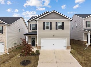 19 Rainy Ct, Hoschton, GA 30548