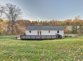 1379 Keener Rd, Bainbridge, PA 17502