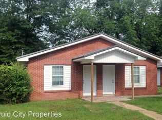 2120 Jemison Ave #B, Tuscaloosa, AL 35401