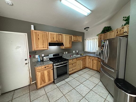 3rd image of 3203 Lost Mesa Ct