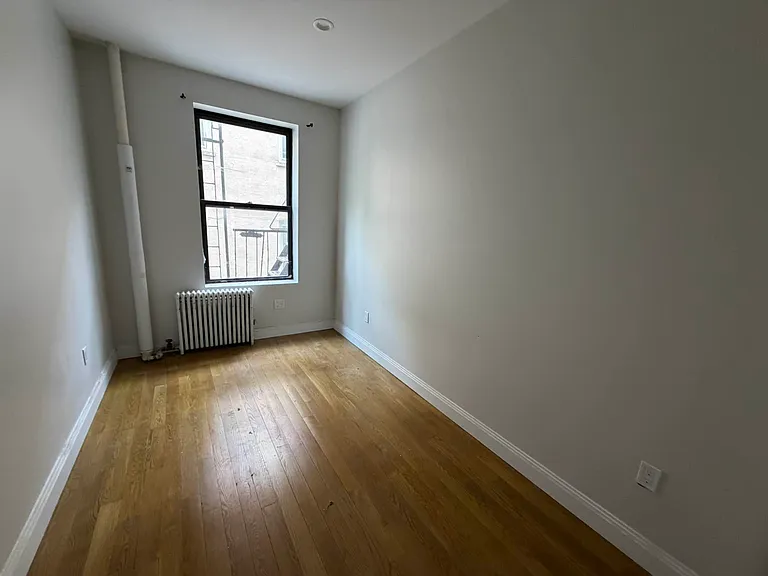 23-35 29th Ave #1 — Photo 2