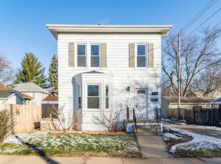 605 Bertch Ave, Waterloo, IA 50702