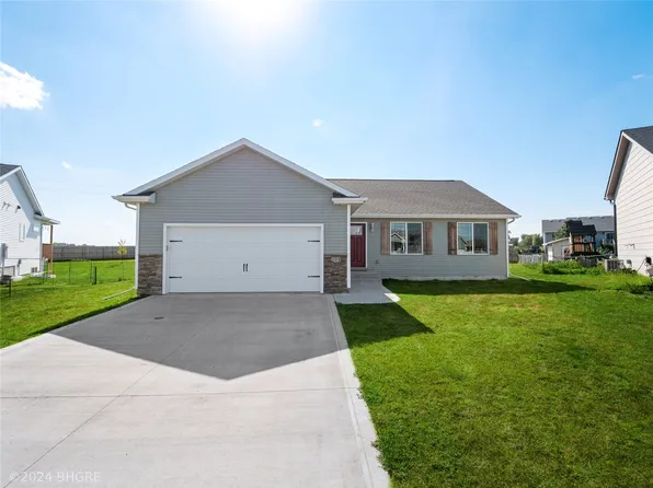 104 NE Allison Ave, Elkhart, IA 50073