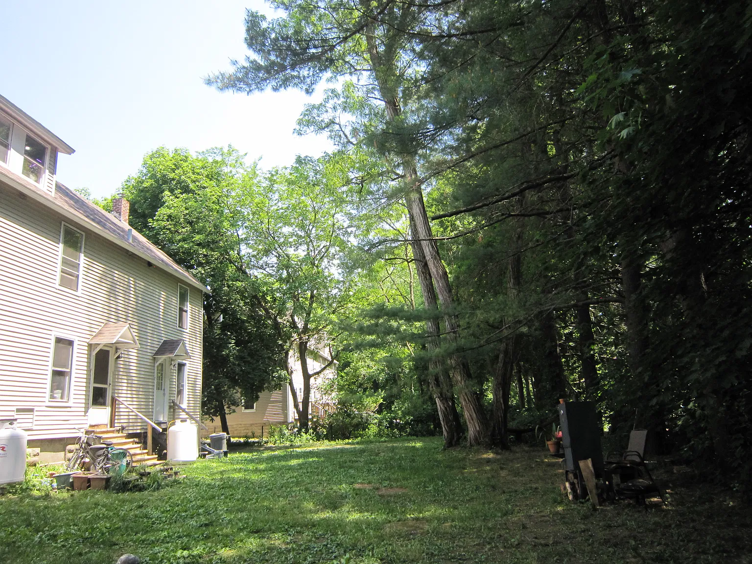 2 bed, 1000 sqft, $1,250 — Photo 3