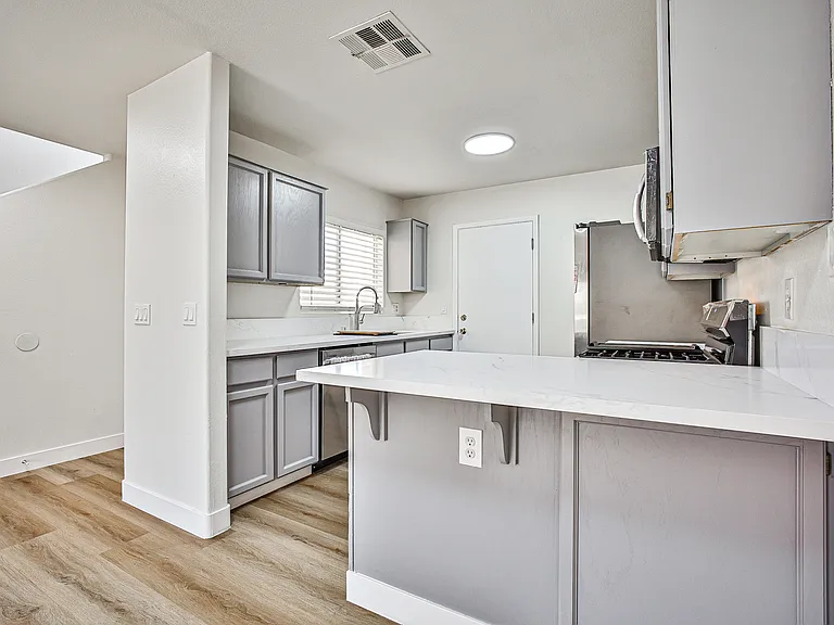 9281 Casa Christina Ln — Photo 3