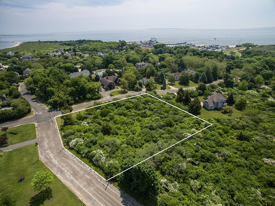1st image of 885 Plum Island Ln