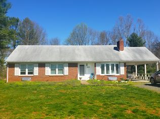 3545 Slate Mills Rd, Sperryville, VA 22740