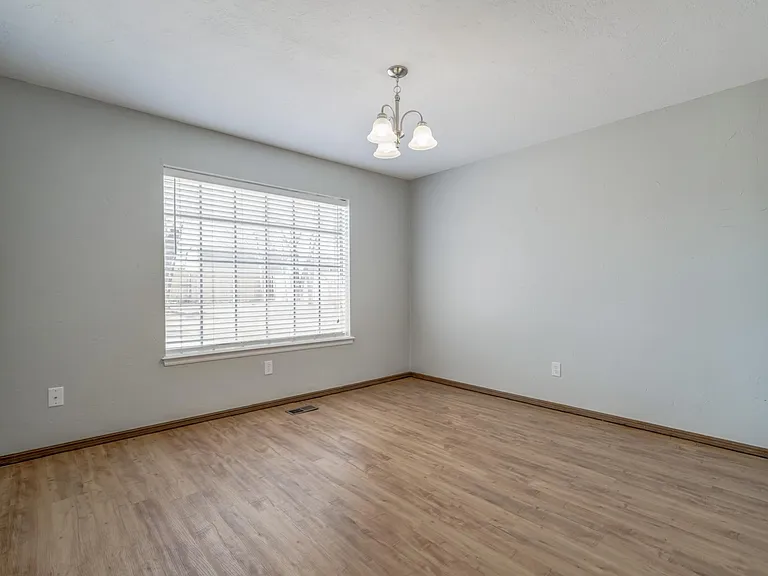 3401 Baird Dr — Photo 25