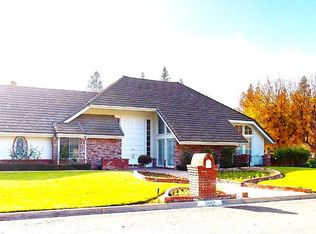 2903 W Cromwell Ave, Fresno, CA