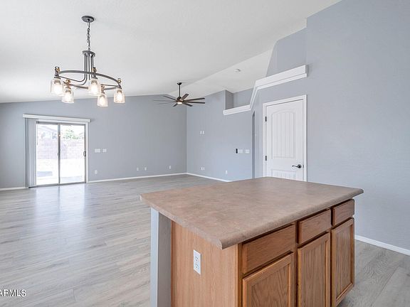4th image of 5813 E GOOD PASTURE Lane