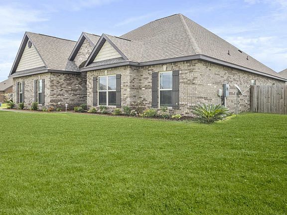 3rd image of 10490 Autumn Dr