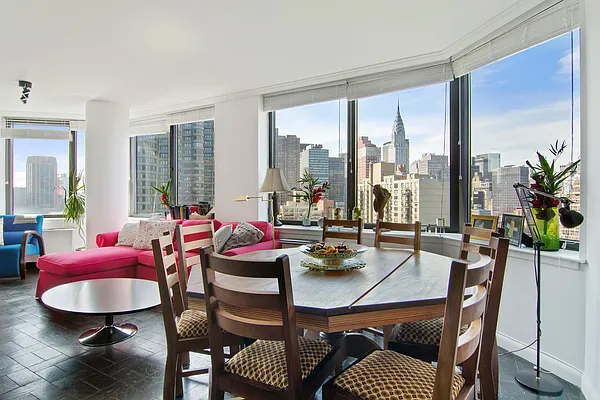 Rented by Douglas Elliman | media 27