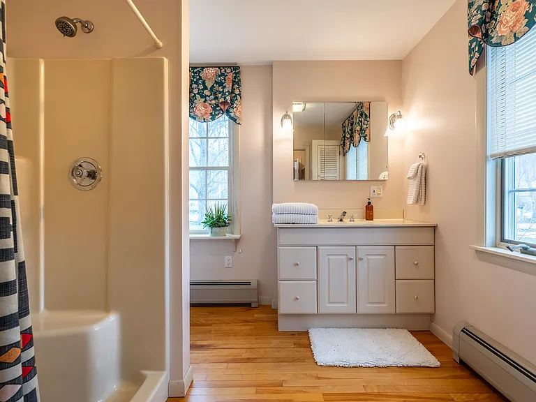 403 Lower Hollow Rd — Photo 22