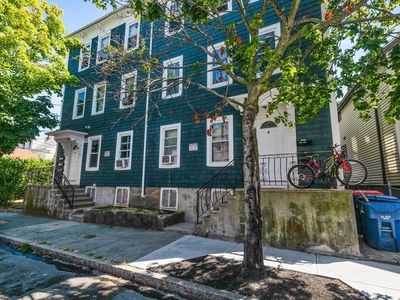 8-10 Acushnet Ave, New Bedford, MA, 02744