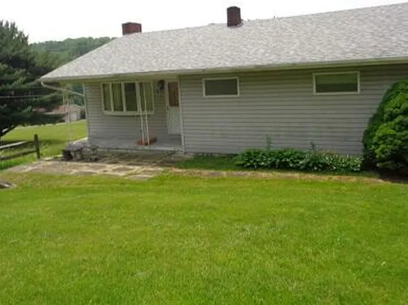 90 Perry Way, Punxsutawney, PA 15767