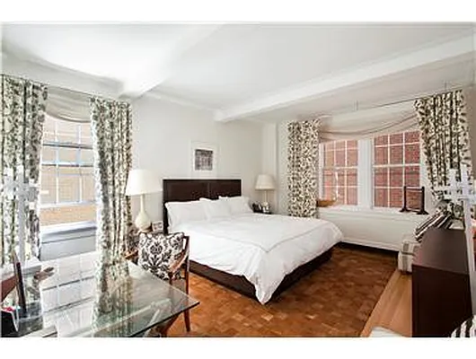 Rented by Douglas Elliman | media 55