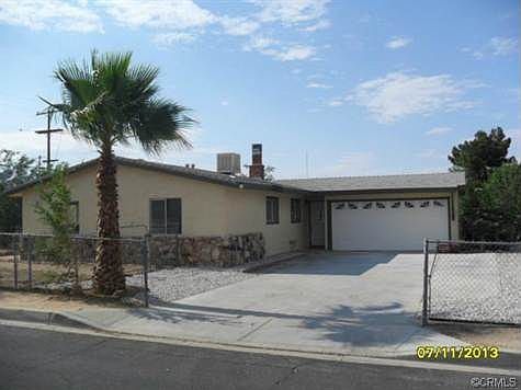 3rd image of 14452 Mojave Dr