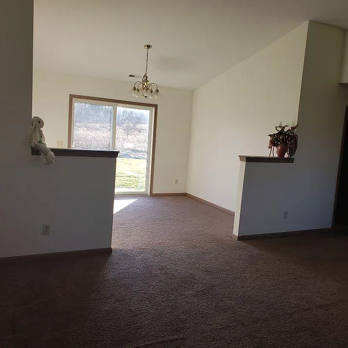2186 Lynn Road — Photo 3