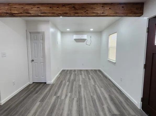 6918 Nansa Dr, Brownsville, TX 78526