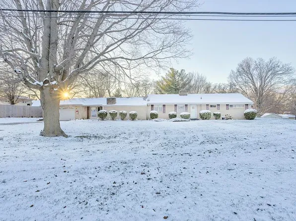 5731 20th St, Rockford, IL 61109