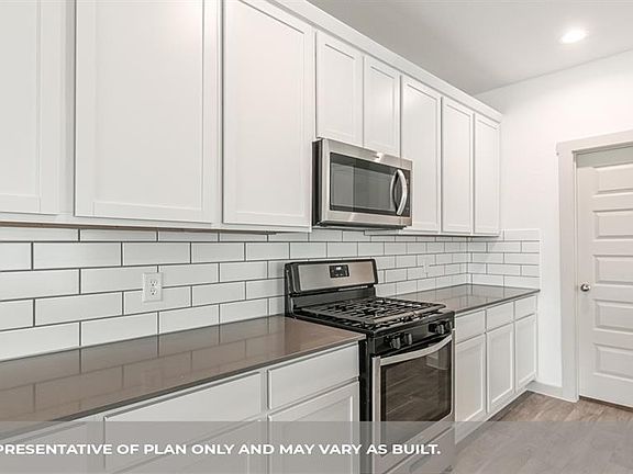 4th image of 1107 Park Crest Drive