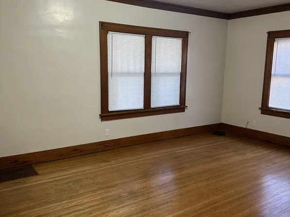 1007 E Corning St, Red Oak, IA