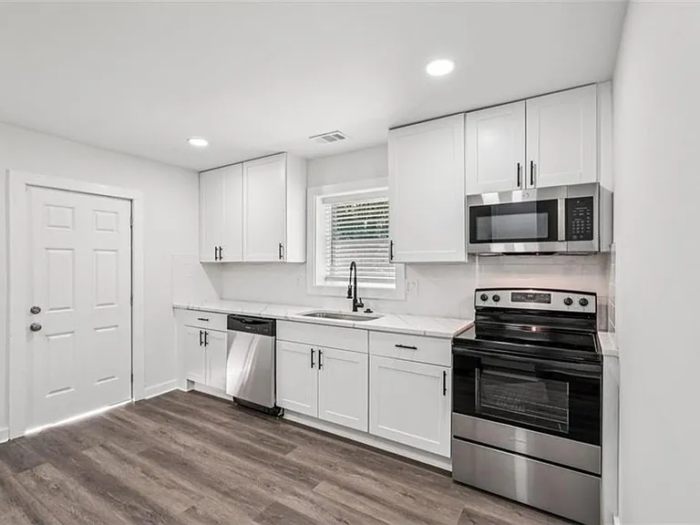 119 Kelso Dr SW — Photo 39